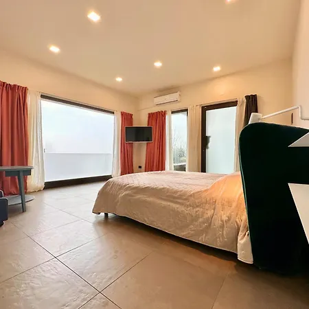 Cinque Terre Sulla Via 3* 斯培西亚